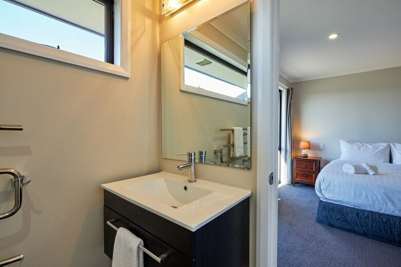 Pukeko Retreat