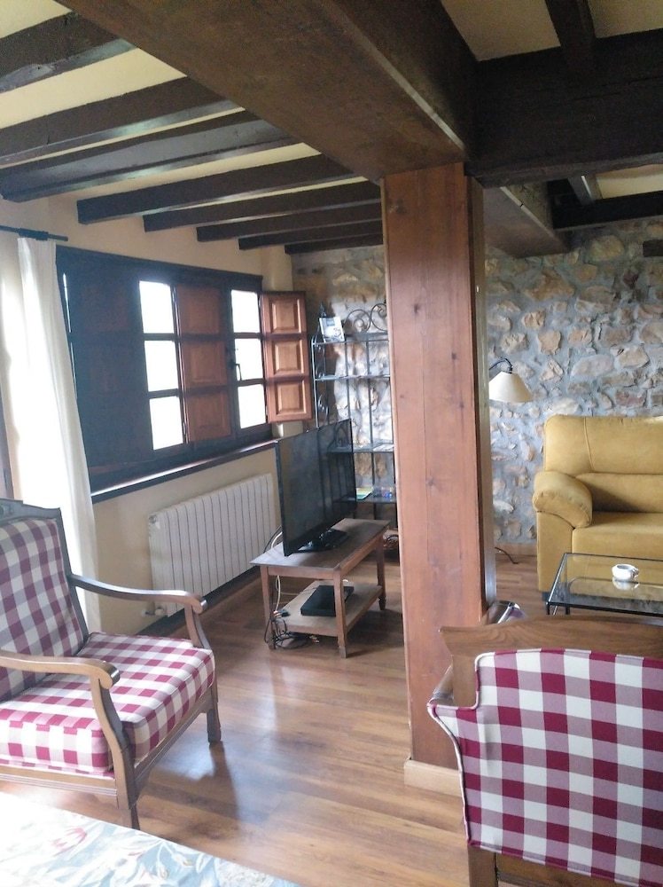 Agroturismo La Casona de Sovi�a