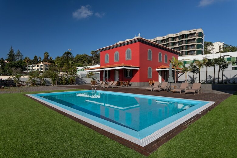 Villa Century House