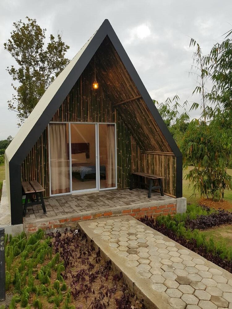Hotel D'bamboo Kamp