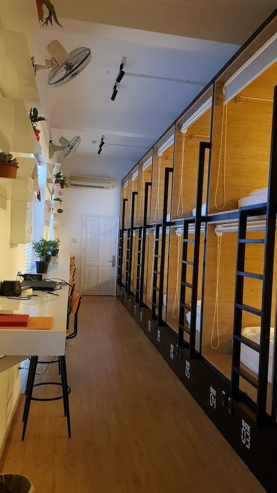 Hostal White House Hostel