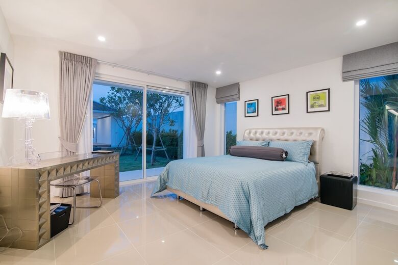 Luxury Modern 4 Bedroom Pool Villa - Fh206