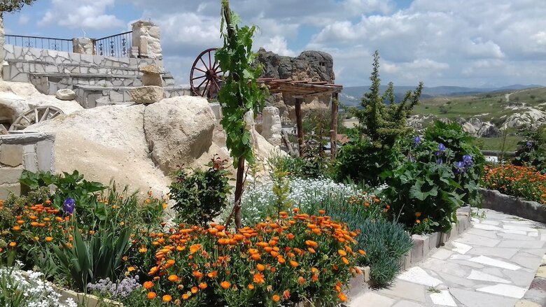 Aziz Cave Hotel