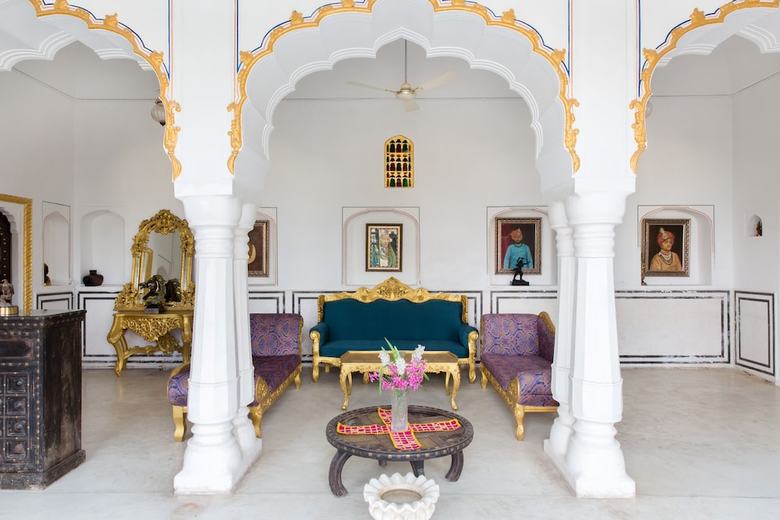 Hotel Bara Bungalow Kalwar, Jaipur - A Rosakue Collection