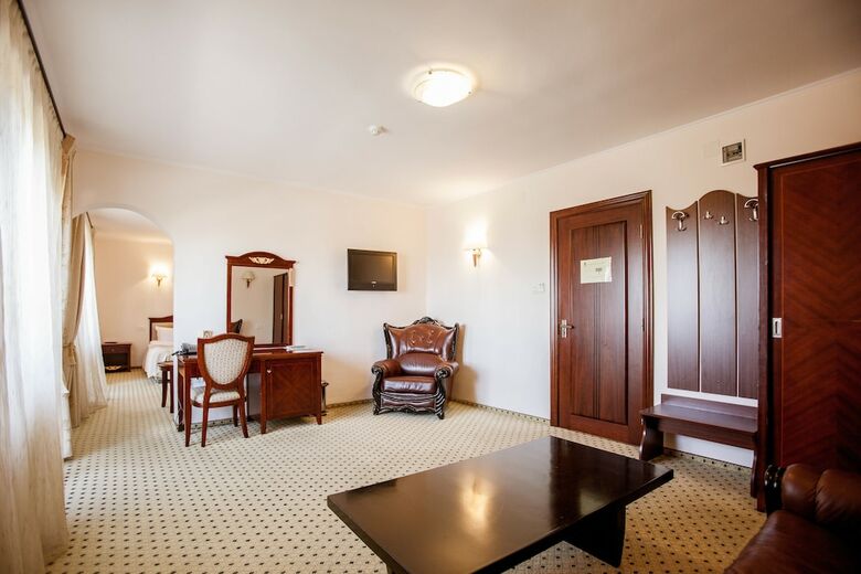 Hotel Hanul Muresenilor