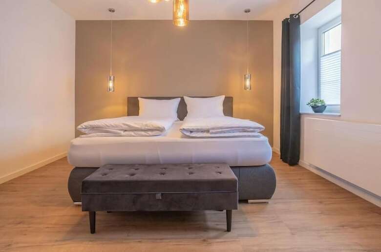 Hotel Zur Quelle - Ferien-apartment-haus