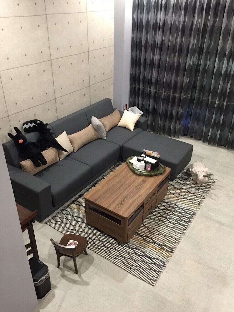 Hotel No.9 Have A Good Night