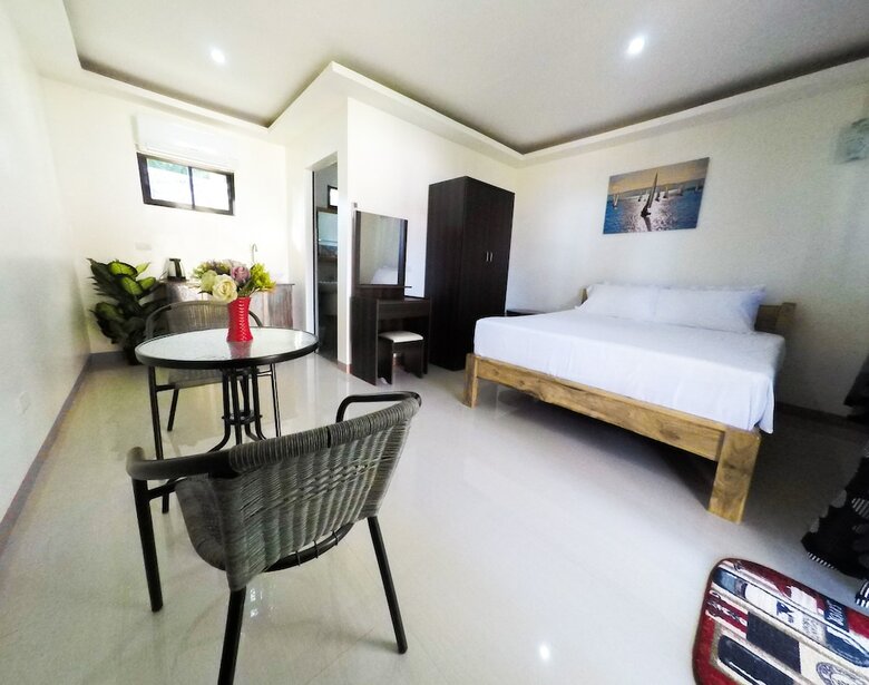 Hotel Aloha Seaside  Resort