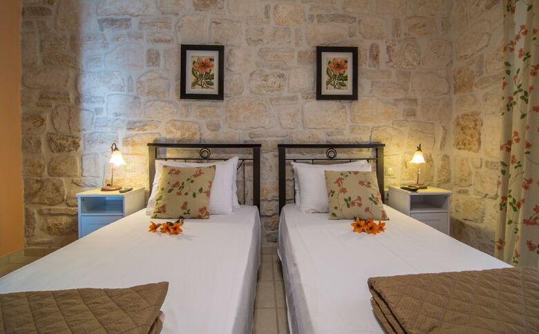 Olive Luxury Stone Villas