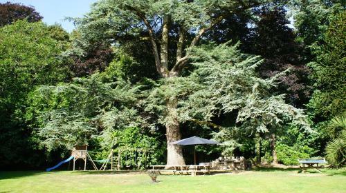 Hostal Chateau Le Val