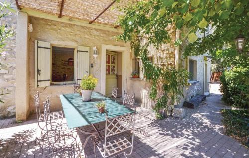 Holiday Home Notre Dame Des Palli�res