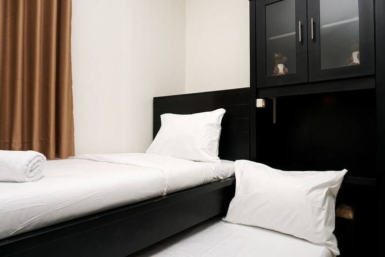 2br Apartment Seaview With Workspace At Mediterania Marina Ancol