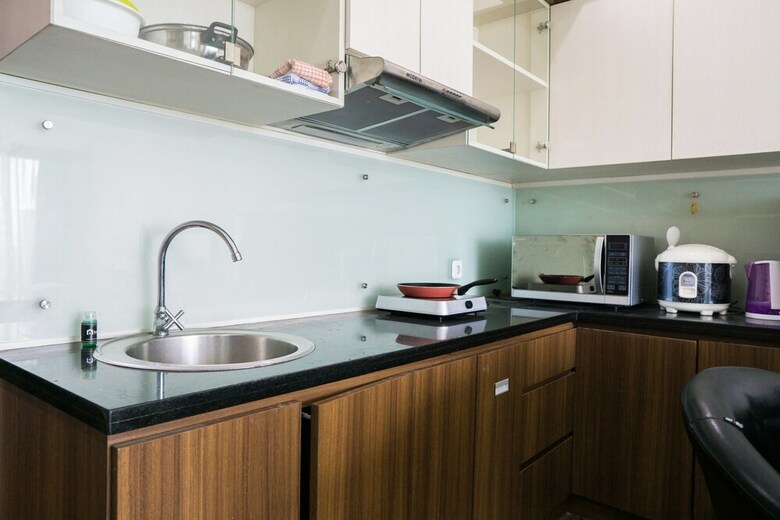 City View Studio Apartment At Tamansari La Grande