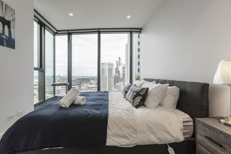 Trendy Melbourne 2 Bedroom Apartment By Bnb Pro