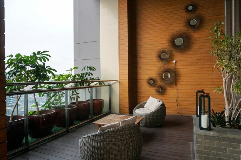 Modern 3br Apartment At St. Moritz Residence
