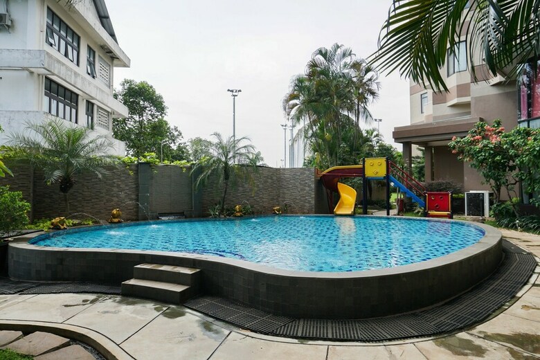 Modern Contemporer 2br Beverly Tower Apartment