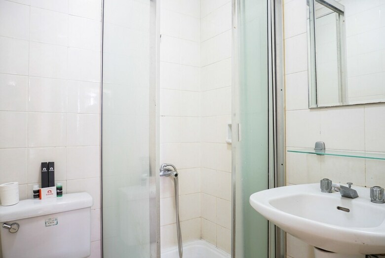 The Classic 2br Beverly Tower Apartment