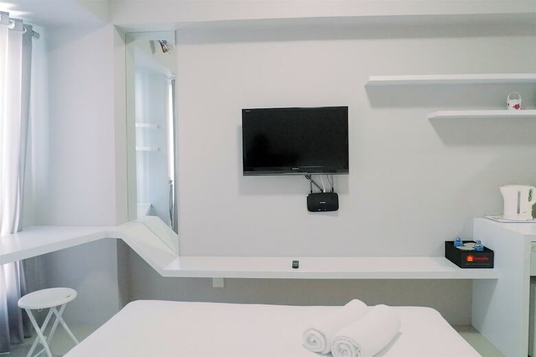 Studio Apartment Connected To Mall At Supermall Mansion
