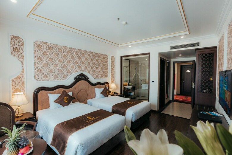Dragon Legend Hotel