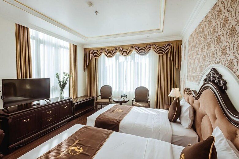 Dragon Legend Hotel