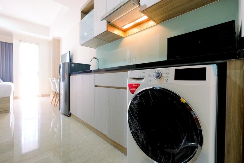 Simply Studio Menteng Park Apartment