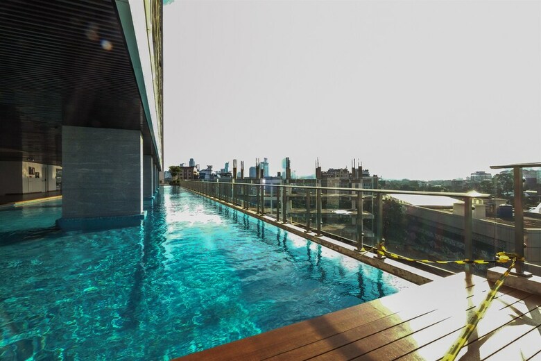 Simply Studio Menteng Park Apartment