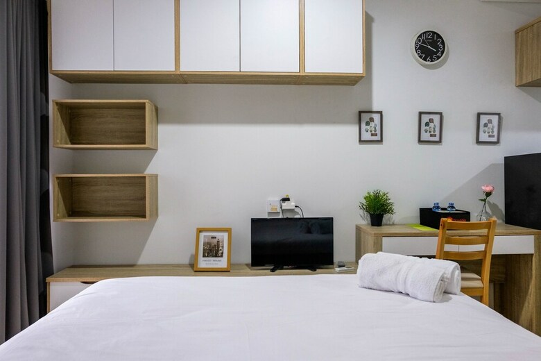 New Studio Springwood Apartment