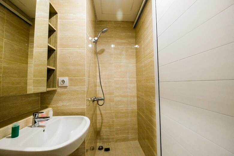 Spacious Studio Apartment At Springwood Residence