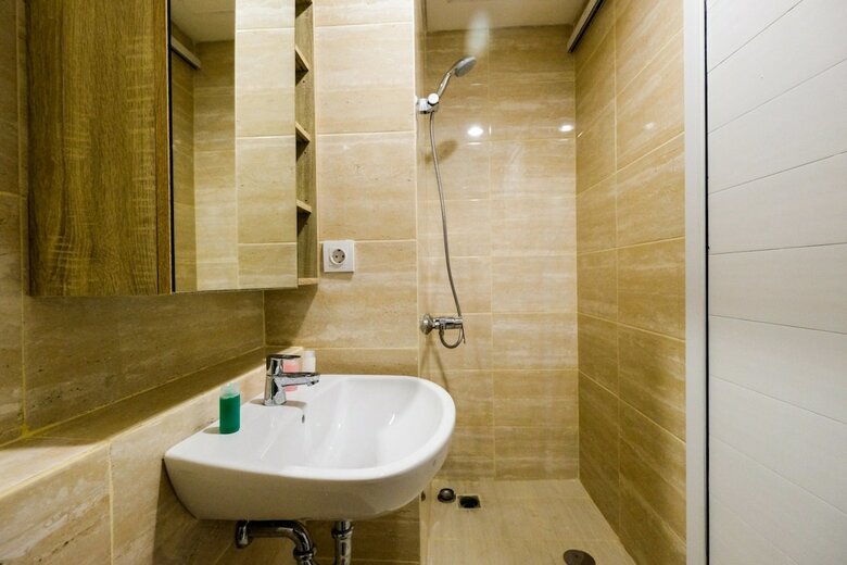 Spacious Studio Apartment At Springwood Residence