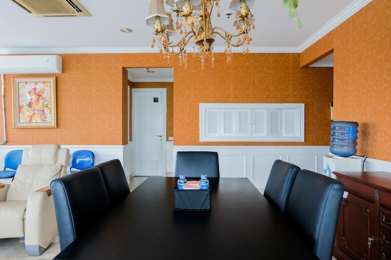 Spacious 2br Park Royale Apartment