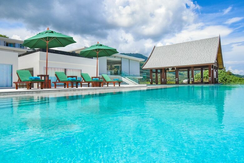 The Aristo Seaview Hotel Patong