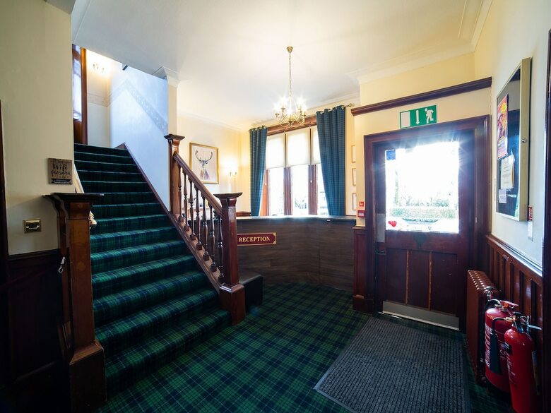 Douglas Hotel