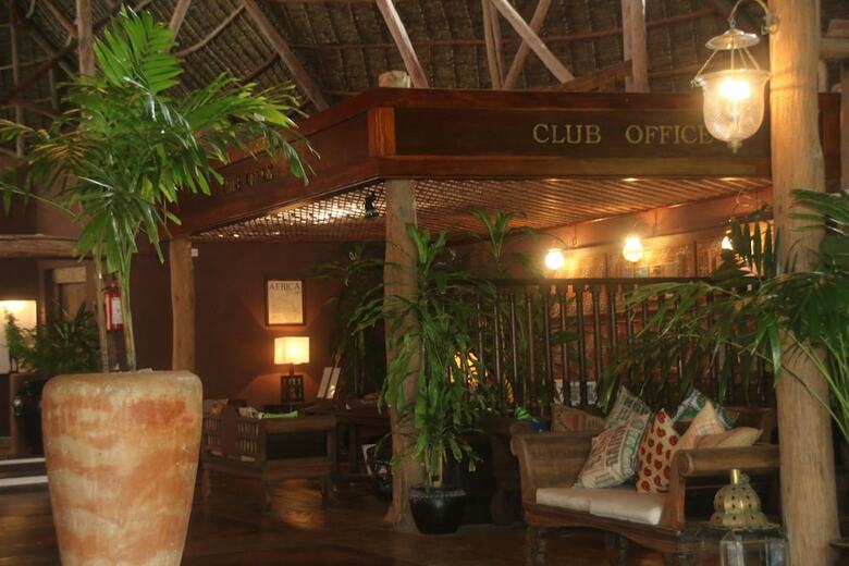 Hotel Blue Bay Village