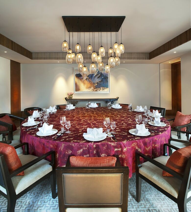 Hotel The St. Regis Lhasa Resort