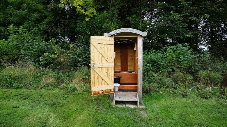 Beehive @ Westcote Glamping- Campsite