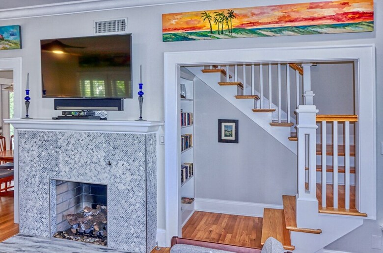 Key West Style Beachtown Estate (108-18)