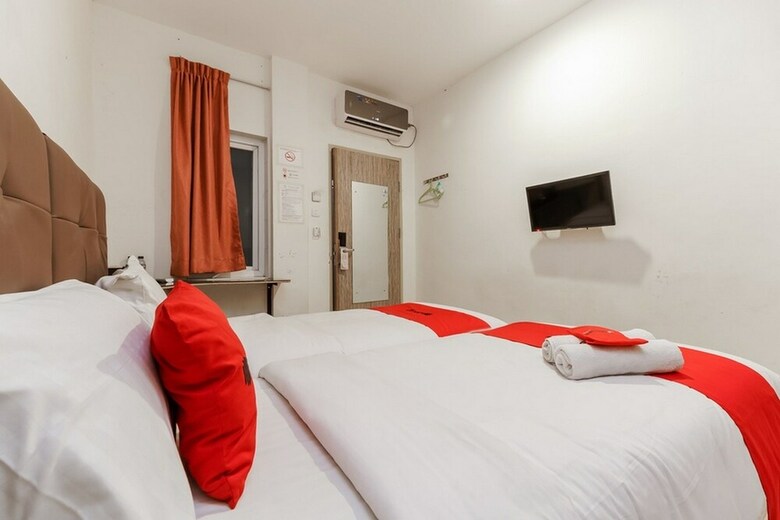 Posada Reddoorz Near Medan Railway Station