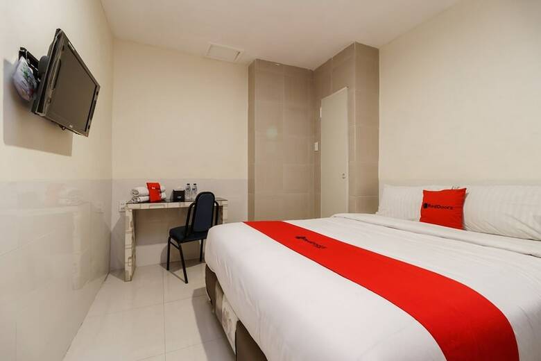 Posada Reddoorz Near Medan Railway Station