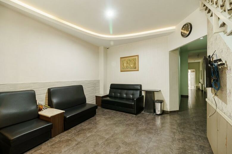 Posada Reddoorz Near Medan Railway Station