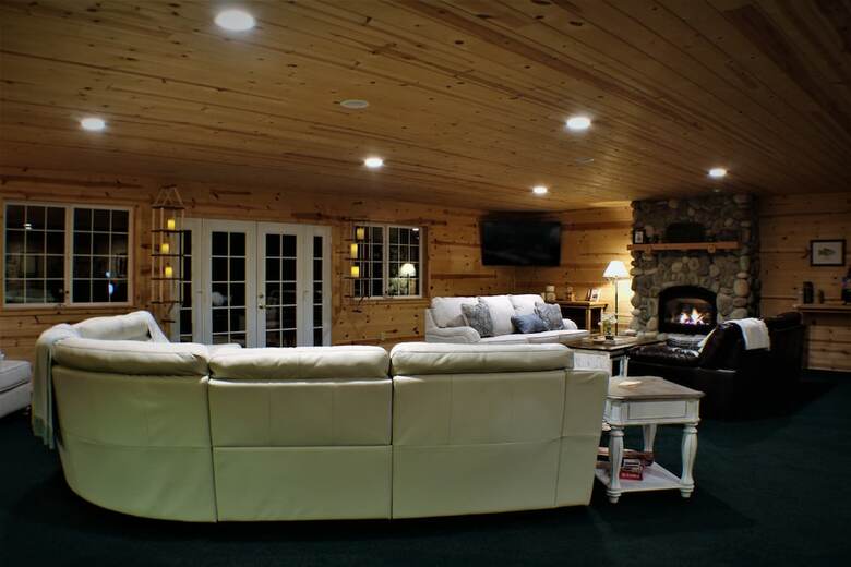 Bed & Breakfast River Road Venue & Lodging