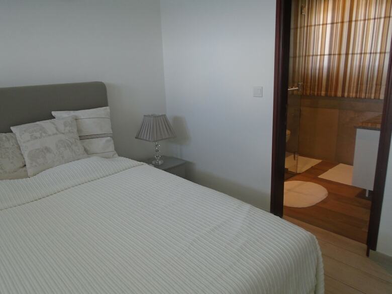 Apartamentos Vallonend Beach Front Villa