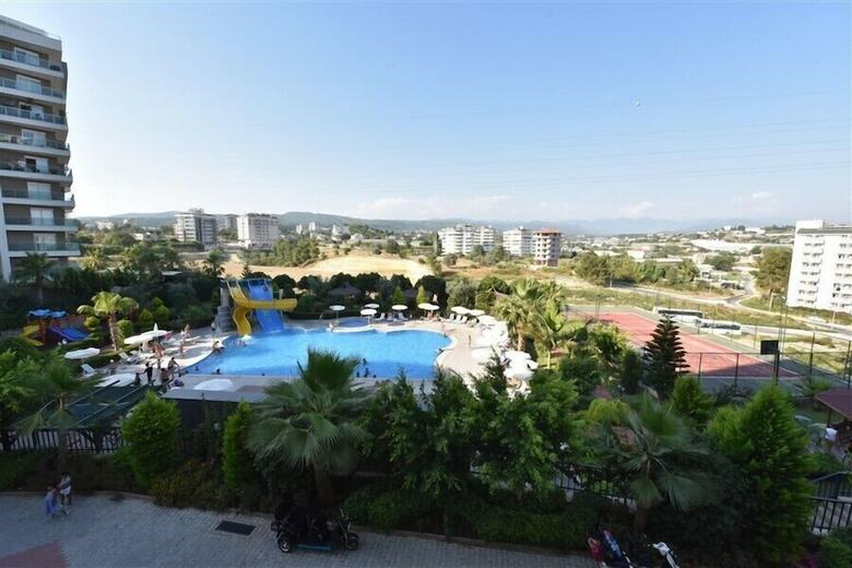 Apartamentos Crown City
