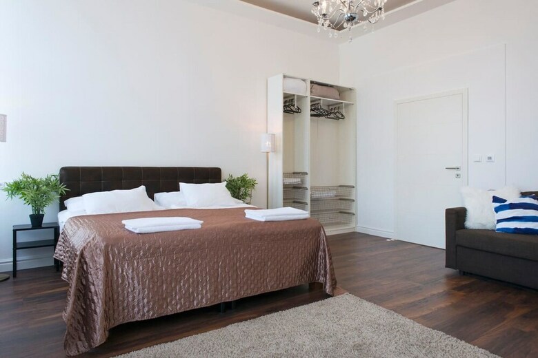 Luxury Two Bedroom Apartment With Two Bathrooms In Karlin