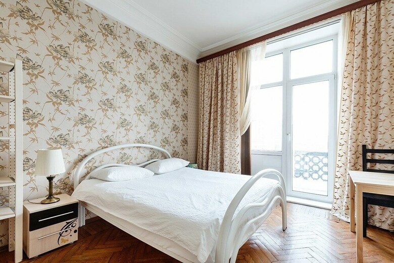 Day&night Apartments - Polyanka
