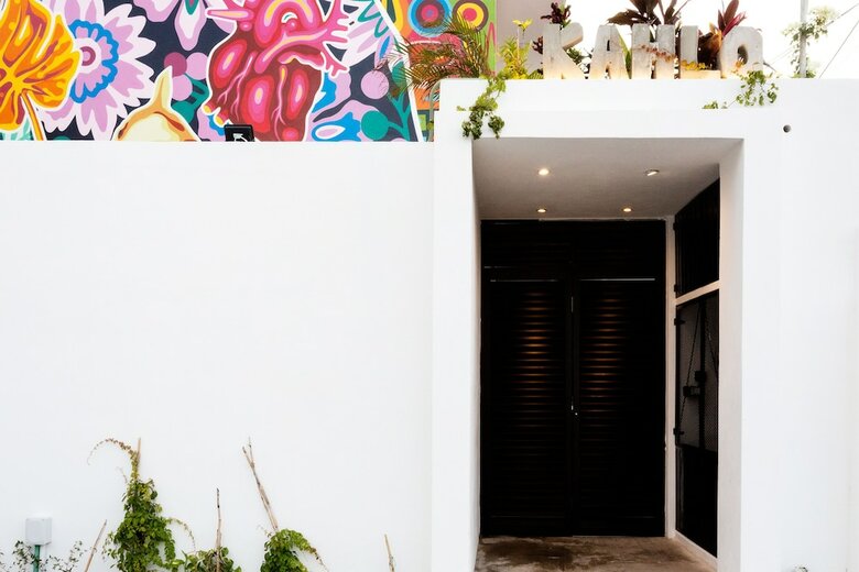 Hotel Dewl Studios & Residences - The Kahlo