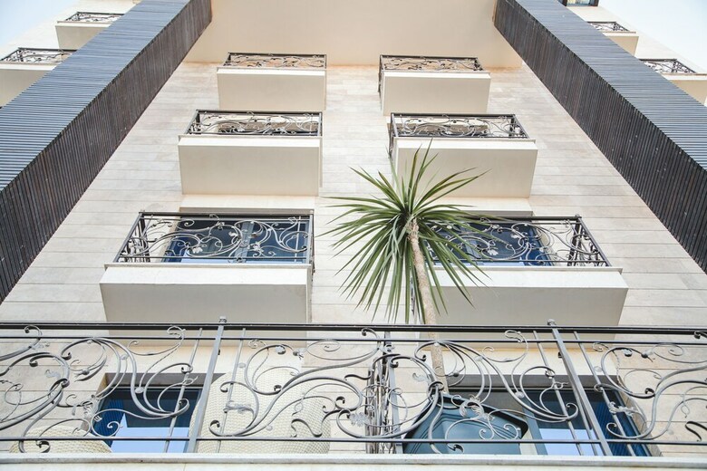Konyak Hotel