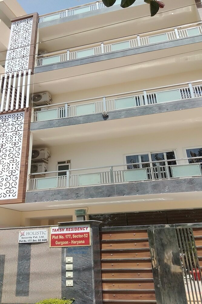 Hotel Taksh Residency