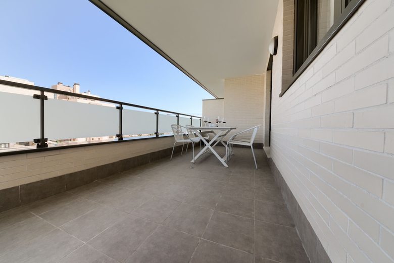 Apartamentos Holidays2 Malaga Ciza�a