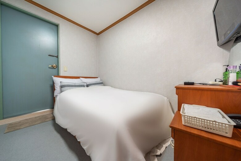 Hotel Dragon Stay