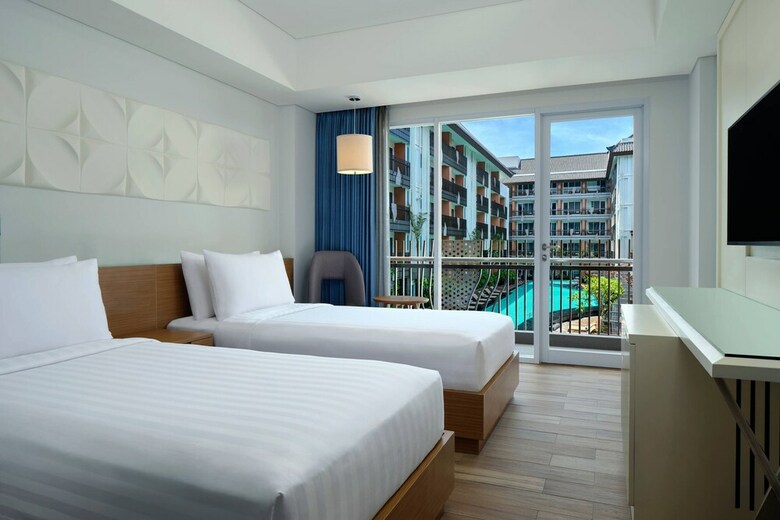 Hotel Fairfield By Marriott Bali Kuta Sunset Road